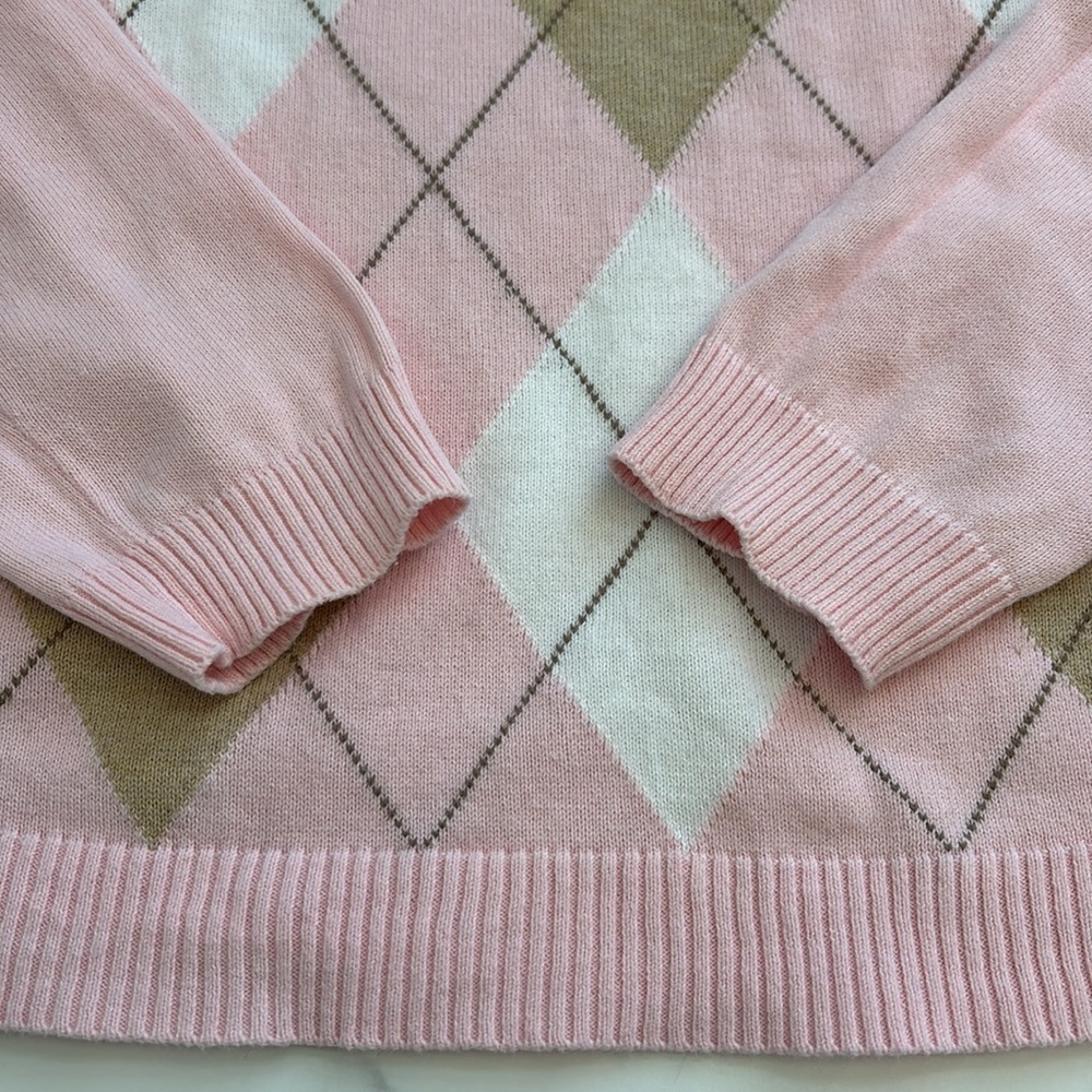 Izod Pink and Tan Argyle Crewneck Sweater Size Medium - Picture 9 of 11
